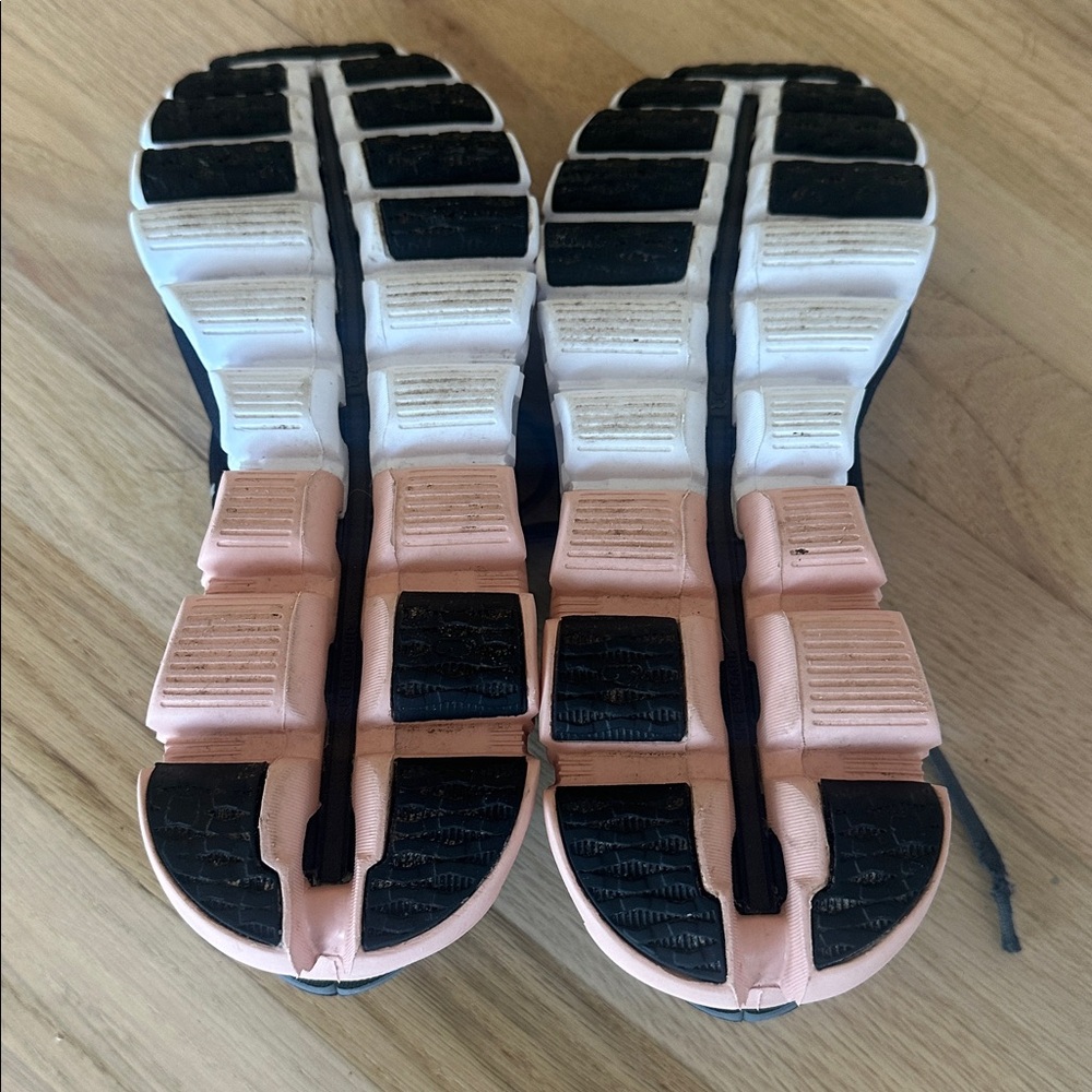 On Cloud Cloudflow Classic Womens Running  Sneakers Shoes Sz 9.5 Rock Rose - Picture 11 of 12